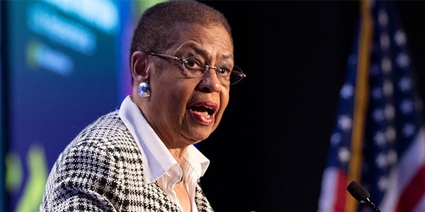 Eleanor Holmes Norton speaks at the podium at the AFGE Legislative Conference. 