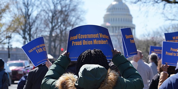 AFGE members headed to a rally